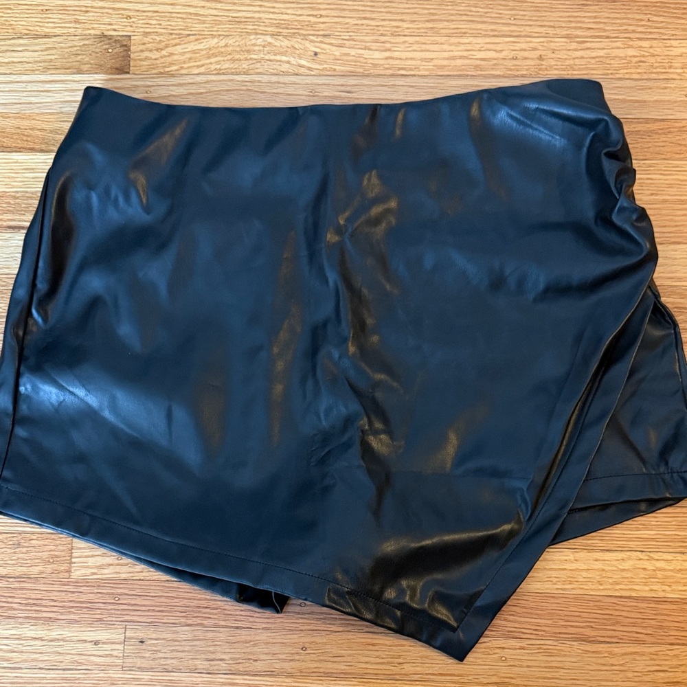 Faux Leather Black Women’s Shorts